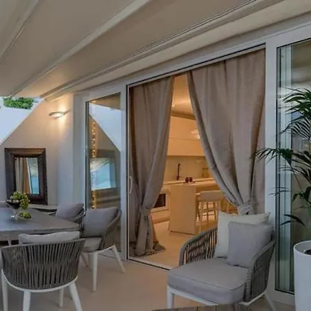 Levelup Apartment